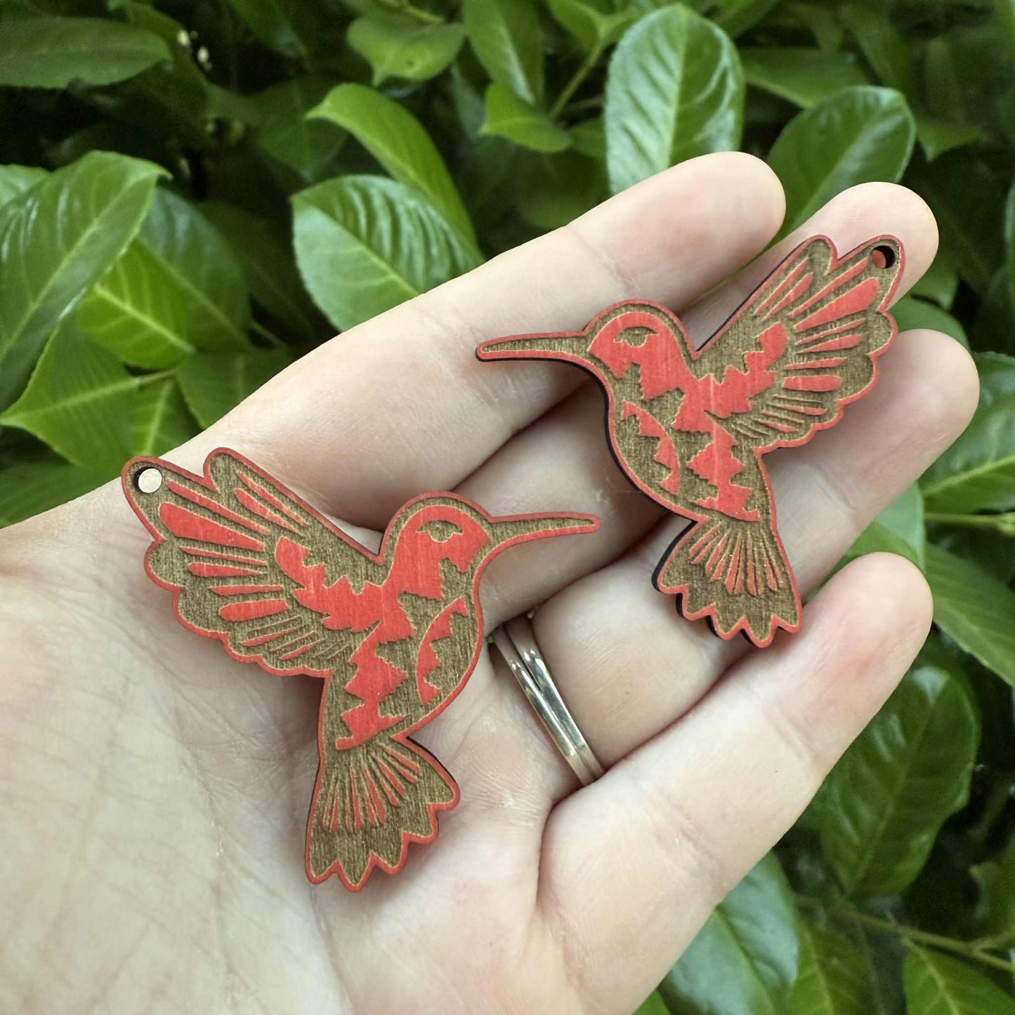 Hummingbird Red Engraved Wood Cabochon