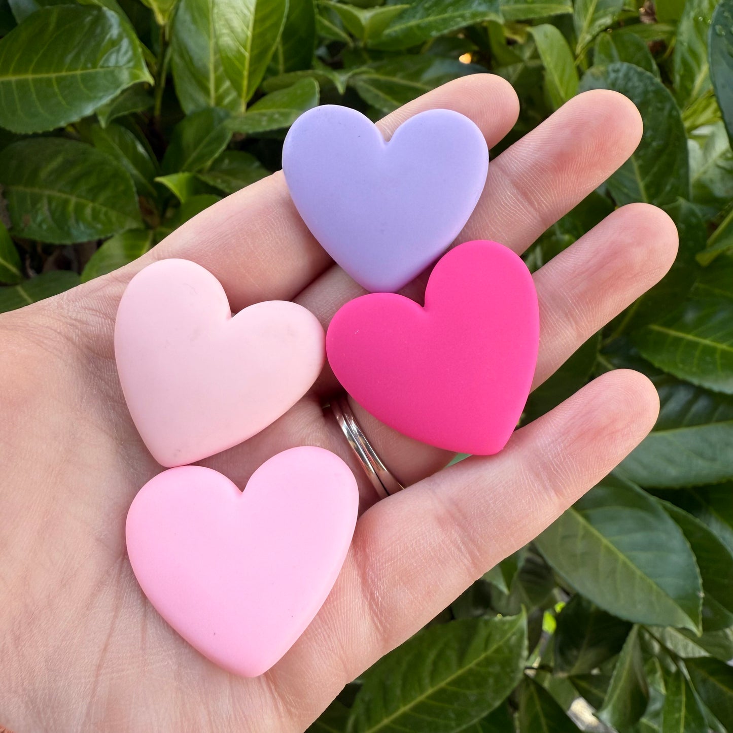 1.5 inch Heart Resin Bead Cabs