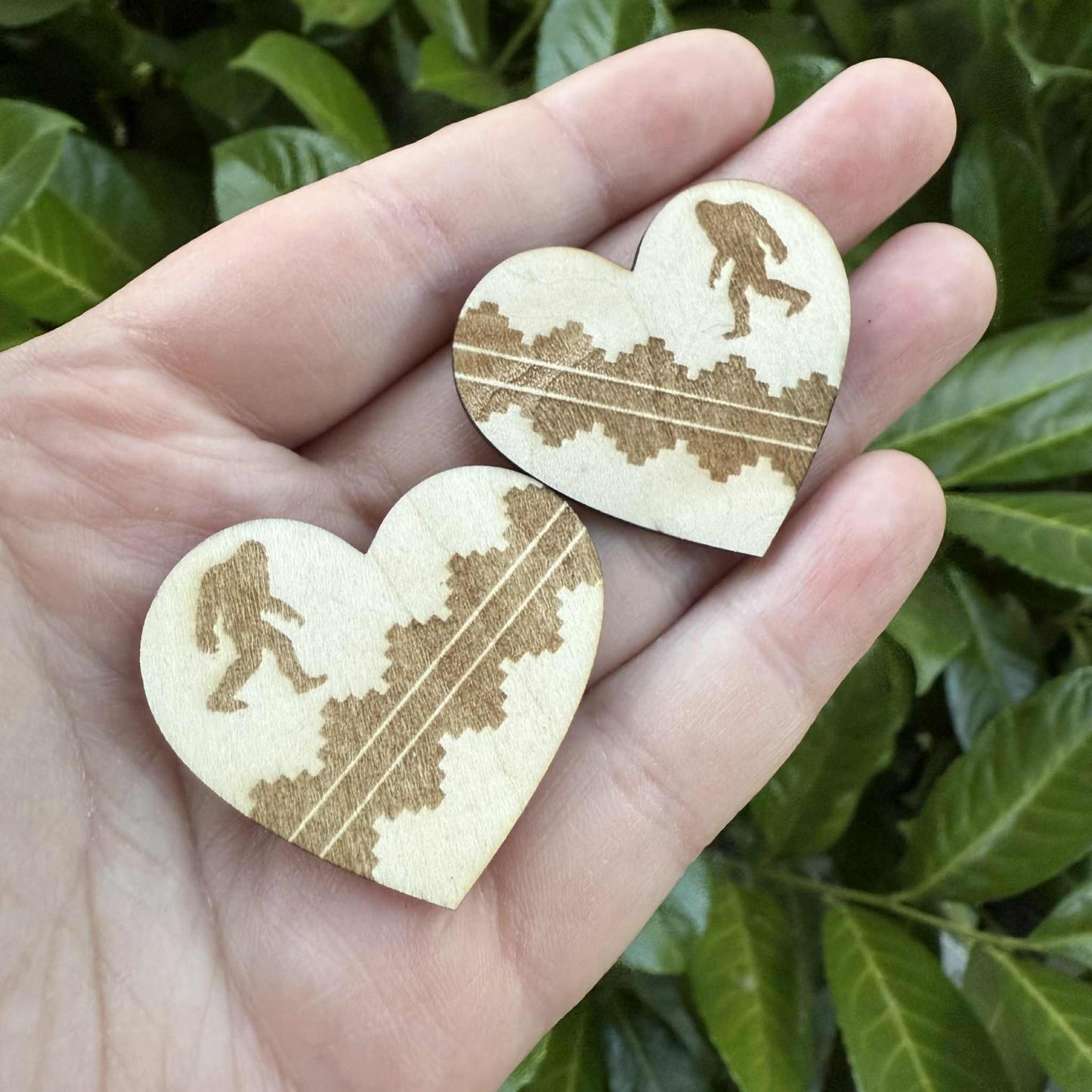 BF Heart Wood Cabochon