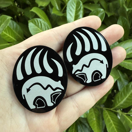 Bear Claw Black Acrylic Cabochon