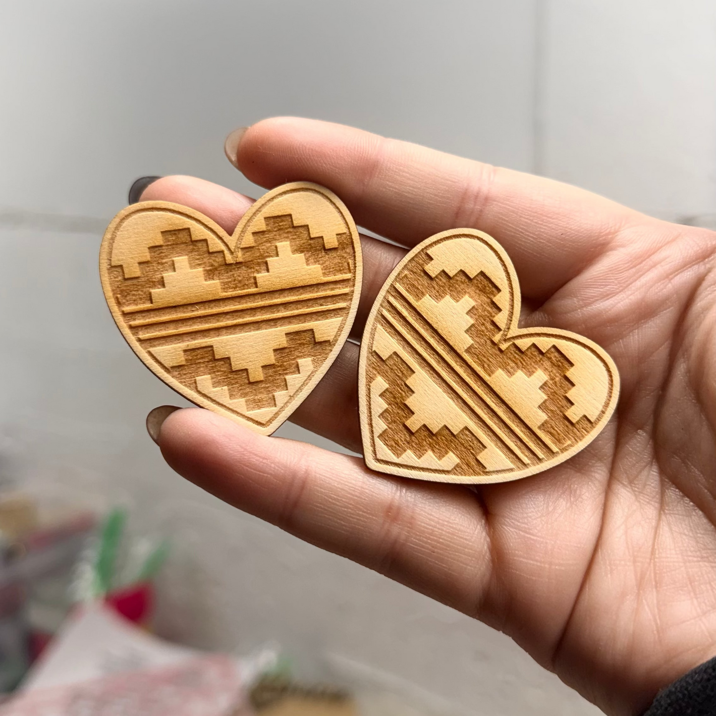 Basket Weave Heart Wood Cabochon