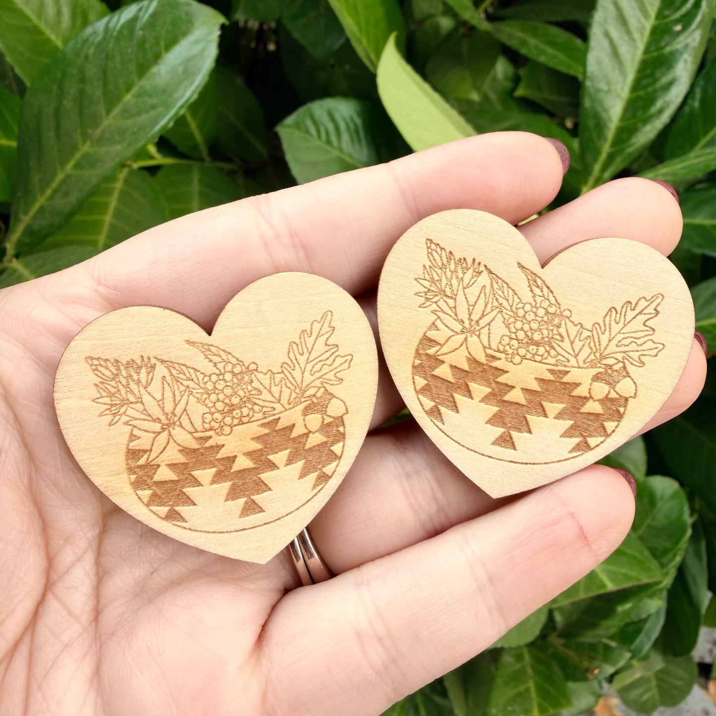 GR Restoration Basket Cabochon