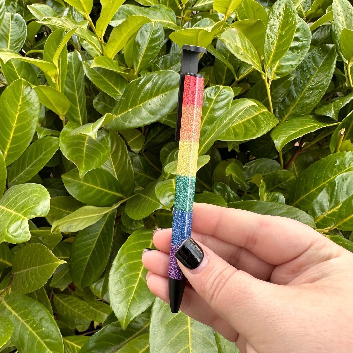 Rainbow Glitter Pen w/ a Phone Stand